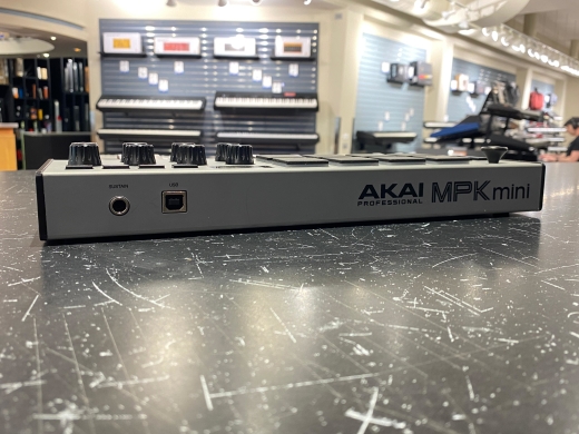Gear Hunter | Akai MPK Mini Mk3 Grey